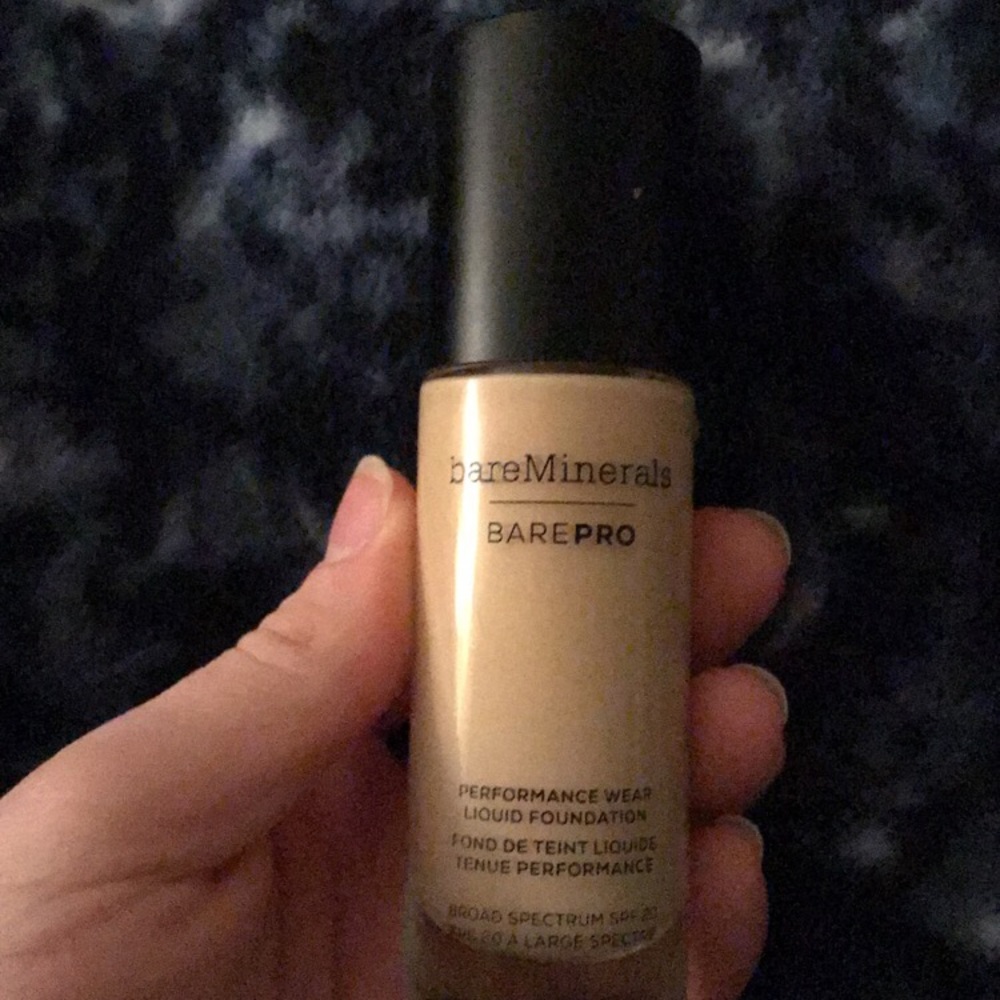 Bare Minerals BarePro Foundation